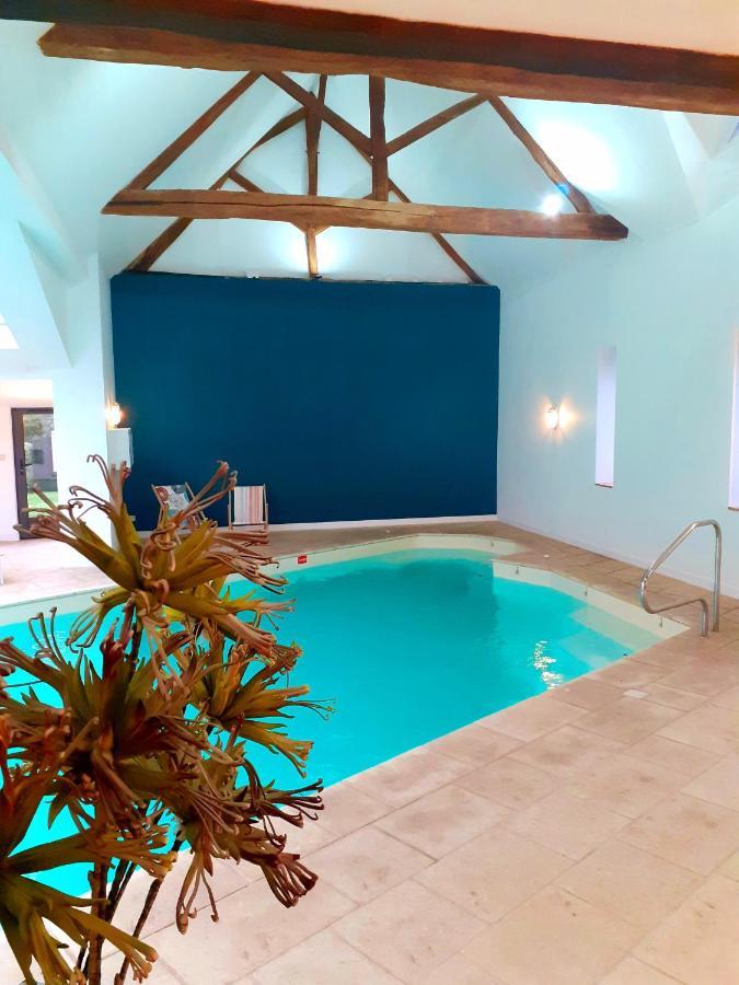 Domaine De La Limetiere Hotel Neuvy-le-Roi Eksteriør billede