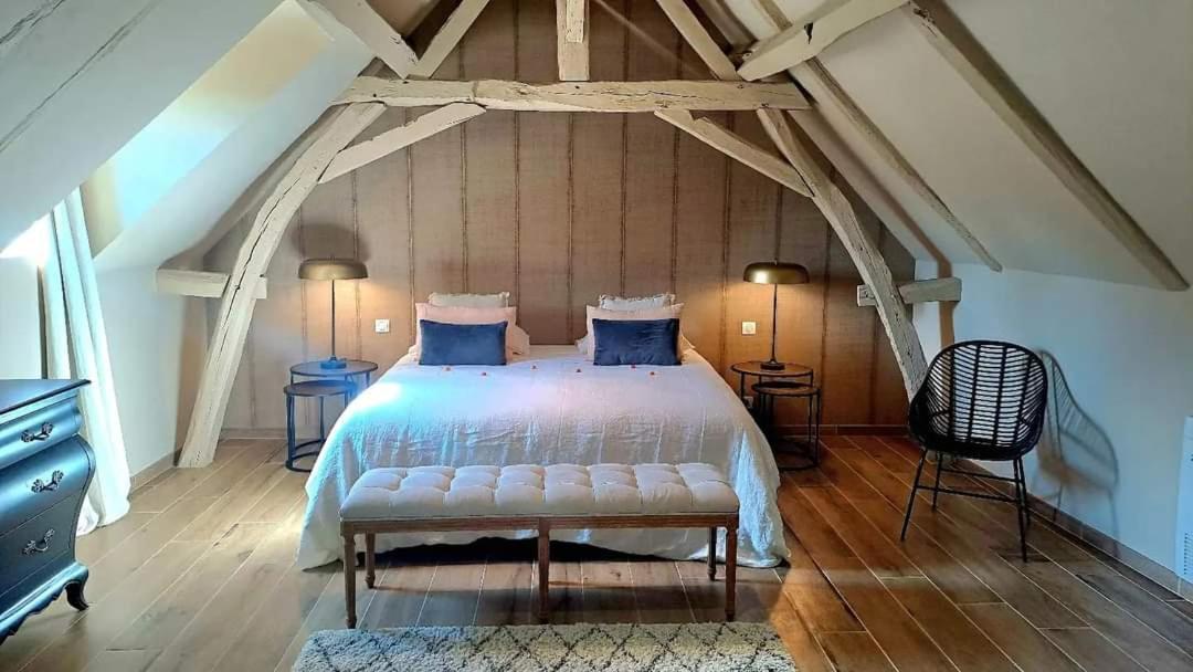 Domaine De La Limetiere Hotel Neuvy-le-Roi Eksteriør billede