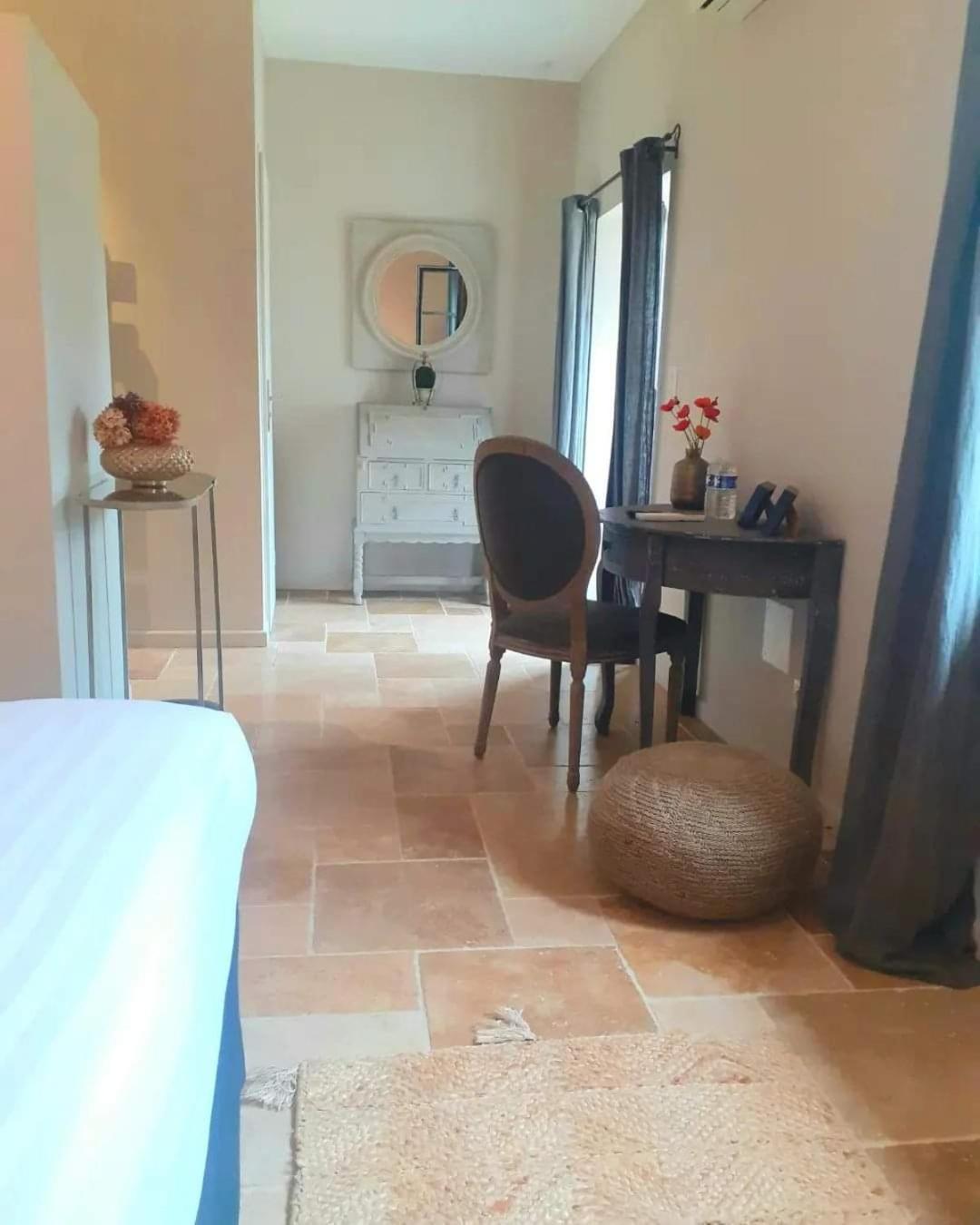 Domaine De La Limetiere Hotel Neuvy-le-Roi Eksteriør billede