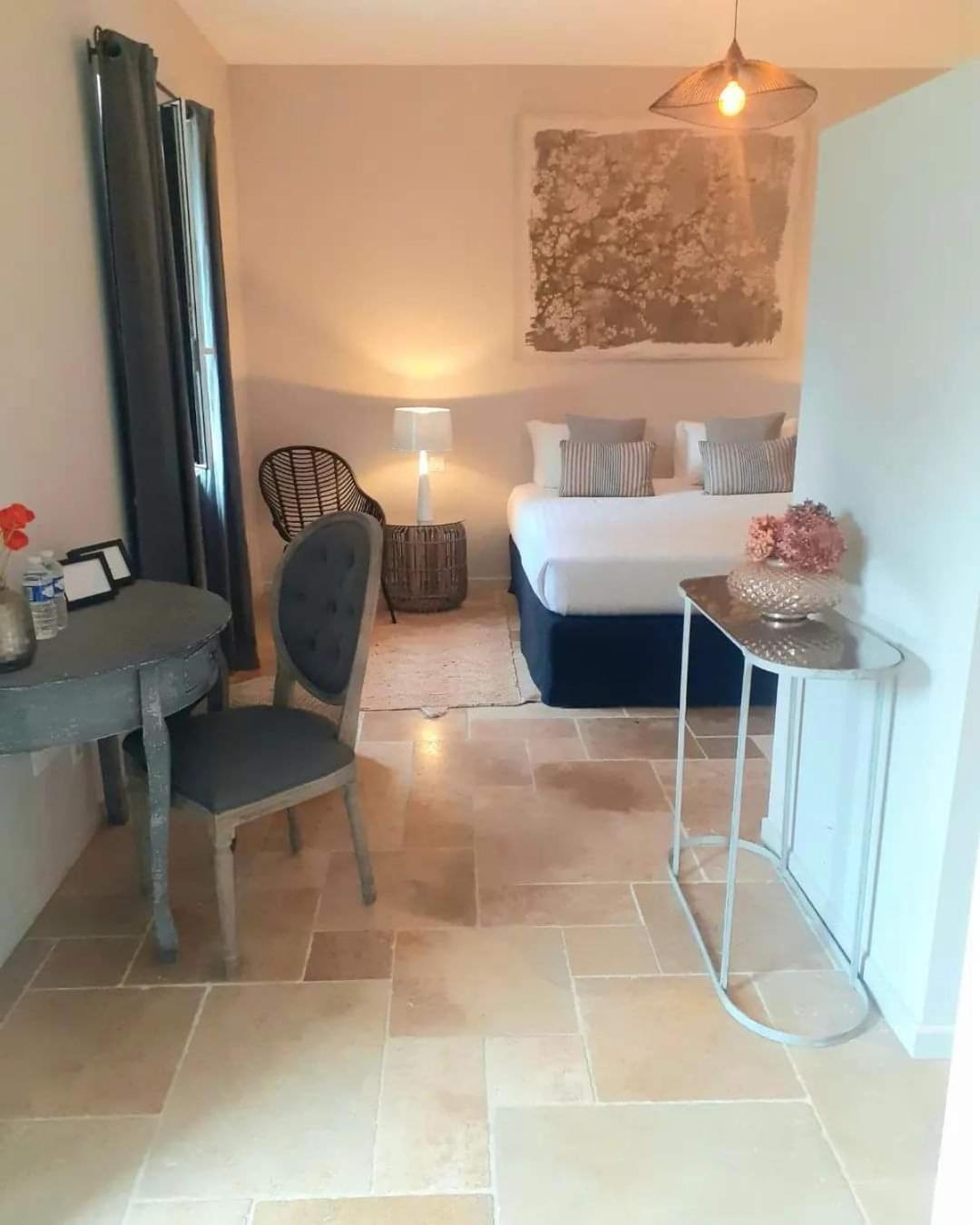 Domaine De La Limetiere Hotel Neuvy-le-Roi Eksteriør billede